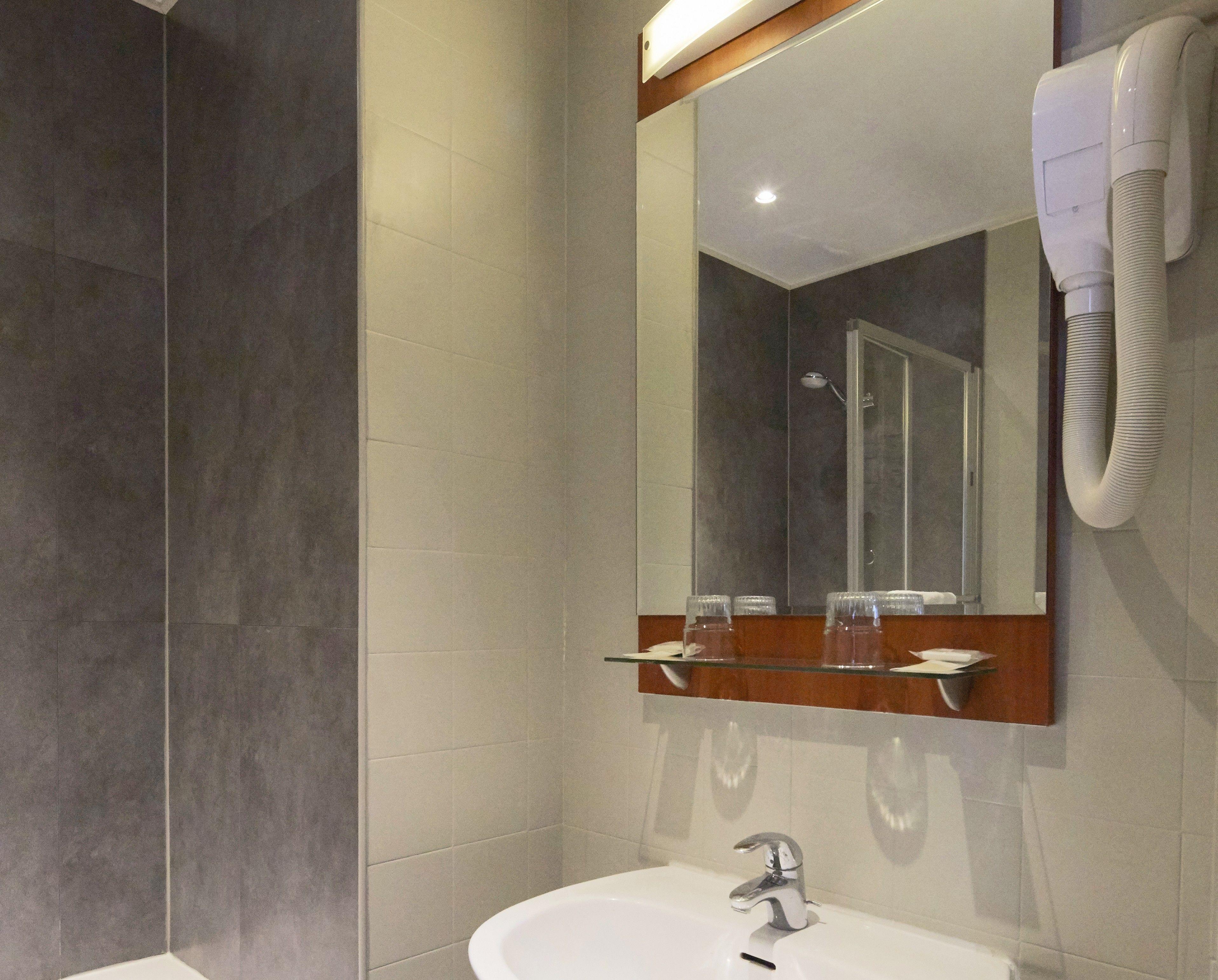 Hotel Paris Villette 3* Paris